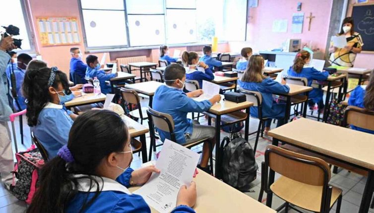 Scuola, cosa ha deciso il Governo sul rientro a gennaio