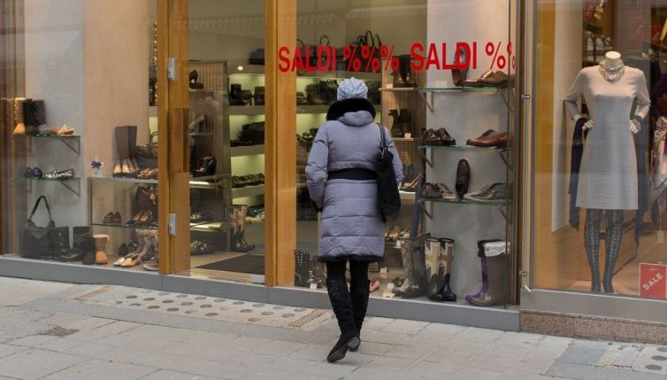 Saldi invernali 2022: il calendario e le regole Covid