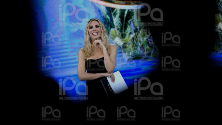 Isola dei Famosi 2022, le indiscrezioni: cast, opinionisti, conduttrice