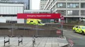 Berlino stringe sul pass, militari in ospedale a Londra
