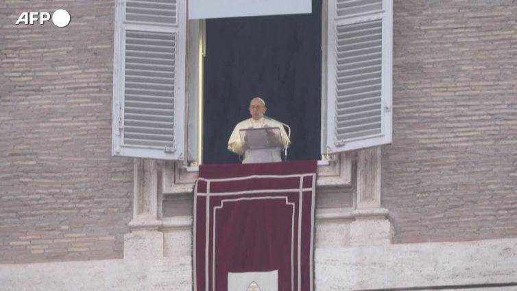 Kazakhstan, Papa Francesco: "Ritrovare armonia sociale e cercare il dialogo"