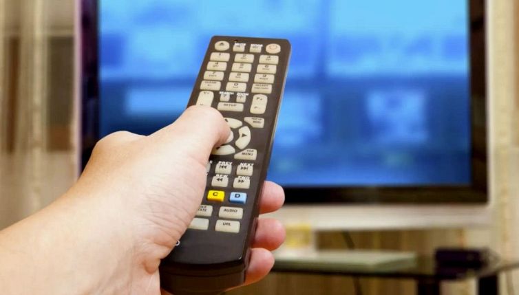 Cinema e serie tv, 7 canali chiudono da gennaio