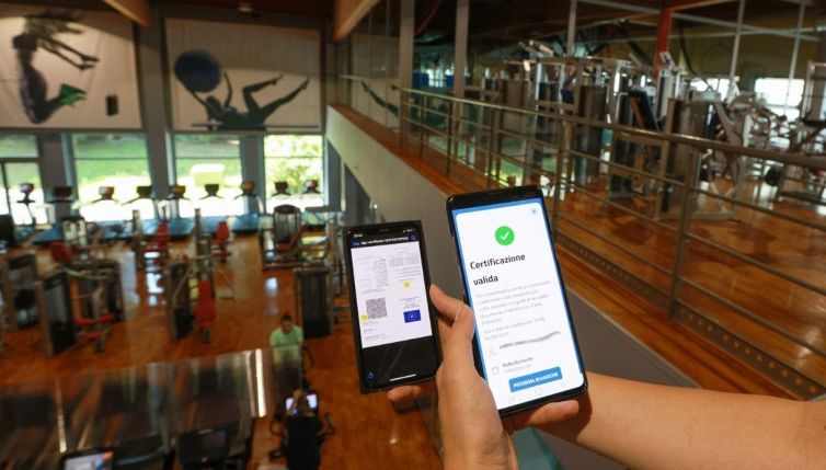 Sport, le nuove regole su green pass e mascherina