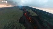 Galapagos, la lava continua a uscire dal vulcano Wolf