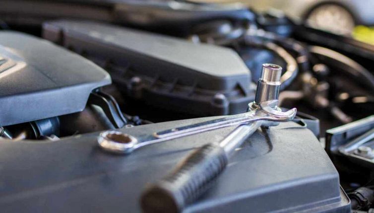 Proroga revisione auto e patente, le date del 2022