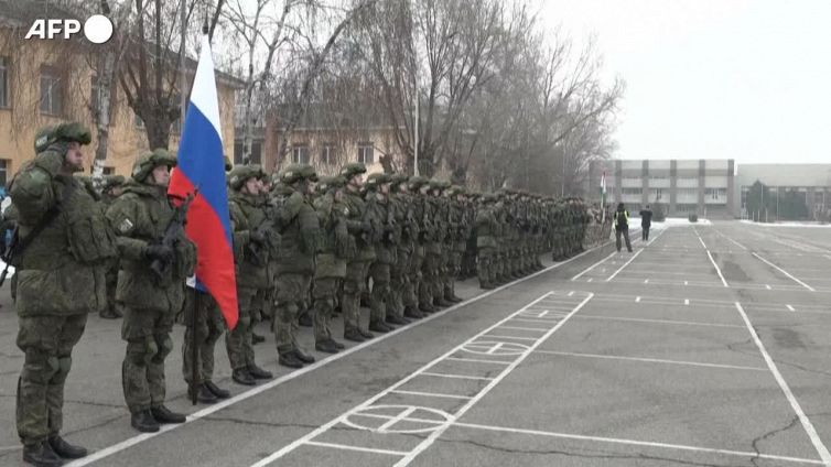 Truppe a guida russa iniziano il ritiro dal Kazakhstan