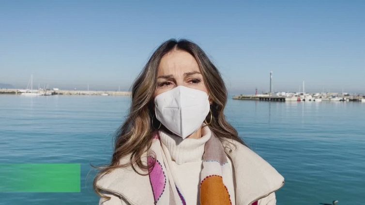 Malata oncologica ai "furbetti" del green pass: "Non hanno senso civico"