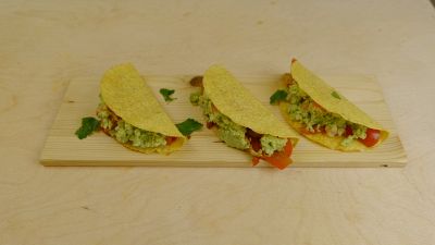 Tacos di pollo e guacamole