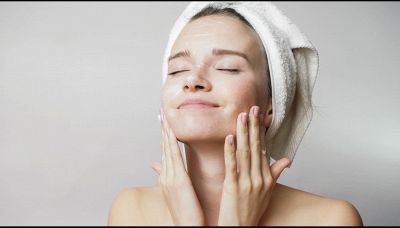 Come preparare un detergente fai-da-te per il viso in casa