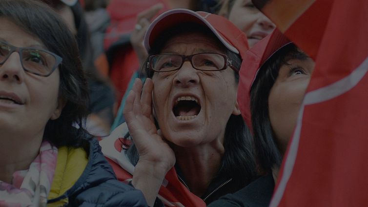 Lavoro, la crisi continua, chi rischia il posto