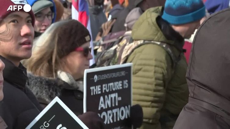 Washington, migliaia di persone alla protesta contro l'aborto "March for Life"