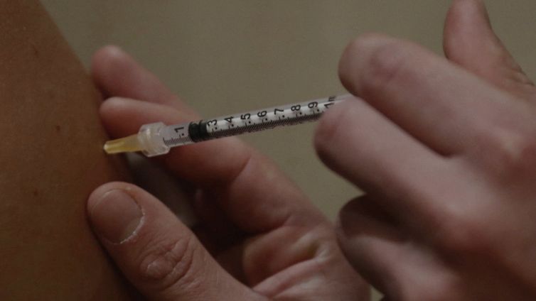 Indennizzi per effetti avversi al vaccino, Il decreto e i sostegni