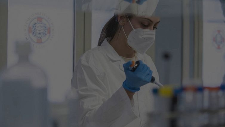 La pandemia entra in una “nuova fase”, la scoperta italiana cambia tutto
