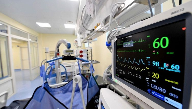Quanto costano allo Stato le cure in ospedale dei no vax