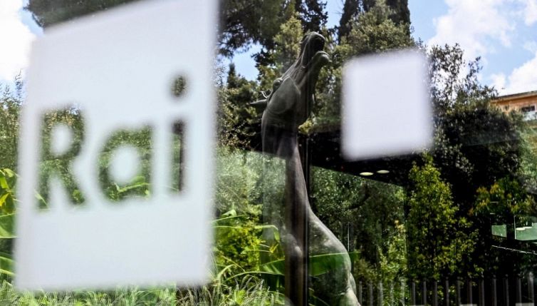 Canali Rai, chi ha diritto alla smart card gratis
