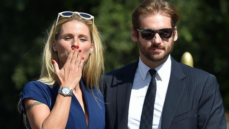 Trussardi rompe il silenzio, la separazione e la frecciata a Eros