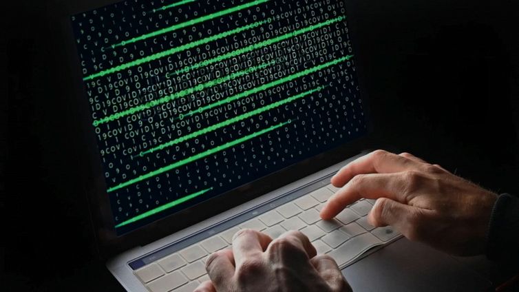 Truffa Green Pass sospeso, come riconoscere il finto messaggio del Ministero