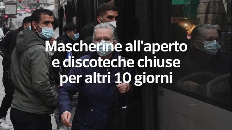 Mascherine all'aperto e discoteche chiuse per altri 10 giorni