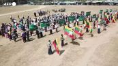 Birmania, sostenitori dei militari scendono in strada nell'anniversario del golpe