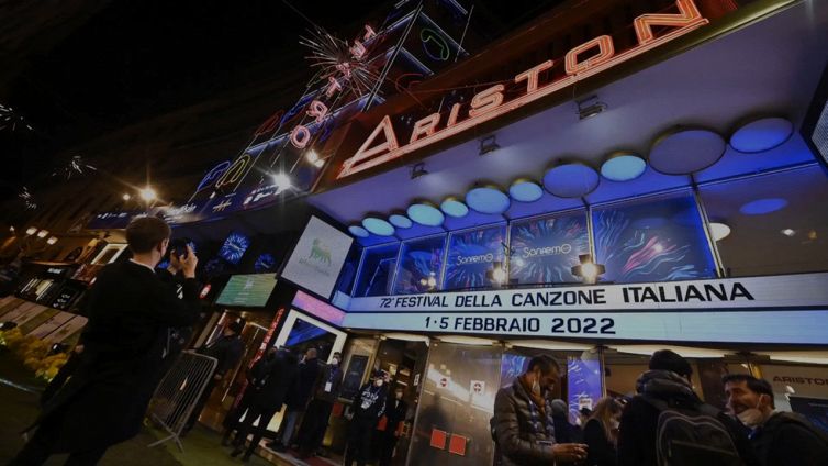 I cachet di Sanremo 2022, da Amadeus alle co-conduttrici