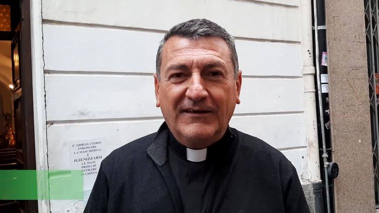 Sanremo, don Fabrizio Gatta: "Achille Lauro cerca Dio" GRAFICHE