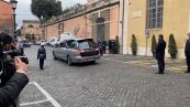 Camera ardente di Monica Vitti in Campidoglio, l'arrivo del feretro