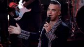 Robbie Williams "svende" la sua casa perchè infestata