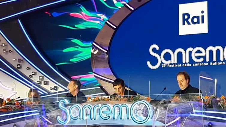 Sanremo, Amadeus: "La famiglia qua con me mi ha dato energia"