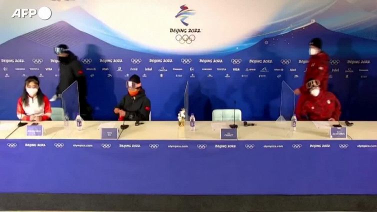 Pechino 2022, Max Parrot vince l'oro nello snowboard slopestyle: "Sembra surreale"