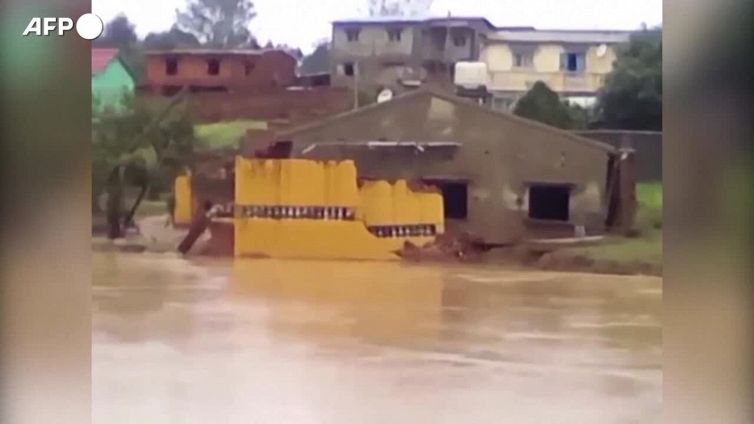 Madagascar, edifici crollati e allagamenti dopo il passaggio del ciclone Batsirai