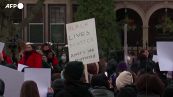 Minnesota, 22enne afroamericano ucciso dalla polizia: la protesta degli studenti