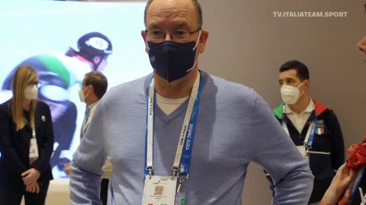 Pechino 2022, il principe Alberto di Monaco visita Casa Italia