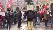 No Green pass, davanti al Comune di Torino la protesta contro l'obbligo per gli over 50