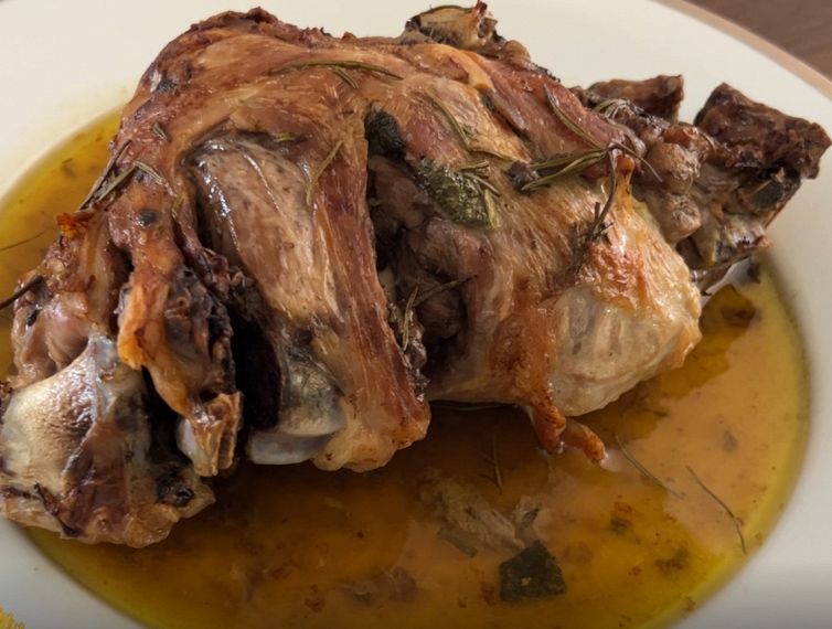 Ricetta per il cosciotto di agnello al forno