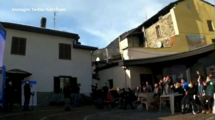 Pechino 2022, i festeggiamenti per l'undicesima medaglia di Arianna Fontana