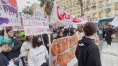 Scuola, studenti in piazza a Napoli: "Non si puo' morire studiando"