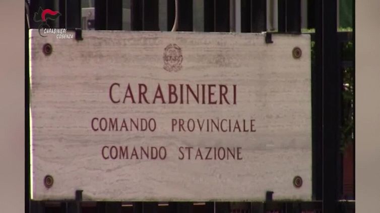 'Ndrangheta, pestaggi a componenti di un clan rivale: quattro arresti