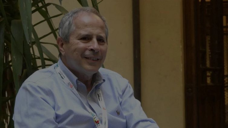 Crisanti nella bufera per l’acquisto di una villa, cosa è successo