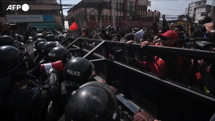 Nepal, protesta contro un progetto infrastrutturale finanziato dagli Usa