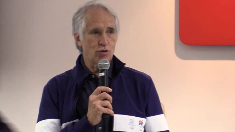 Olimpiadi, Malagò: "Una bandiera olimpica a Milano e una a Cortina"
