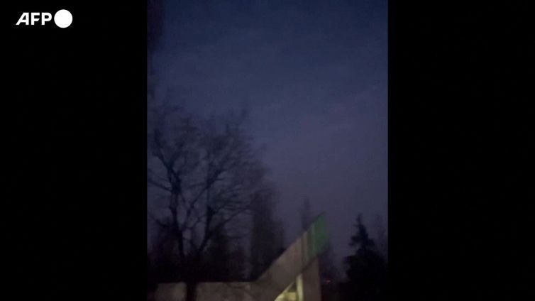 L'Unione europea vara "sanzioni senza precedenti" contro Mosca