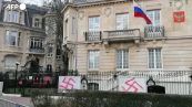 Ucraina, a Strasburgo svastiche sulla recinzione del consolato russo