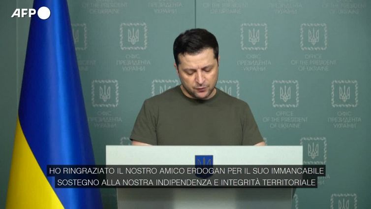 Ucraina, Zelensky: "Turchia e Azerbaigian si sono offerti di tenere colloqui con la Russia"