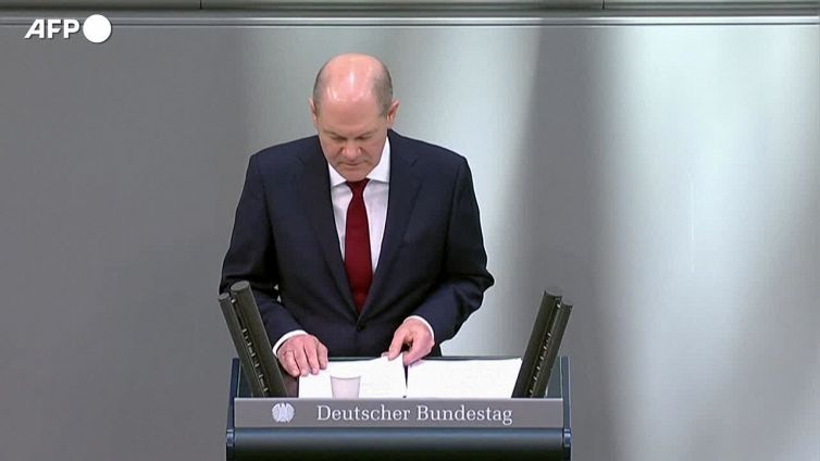 Ucraina, Scholz: "Ancora pronti a discutere con la Russia"