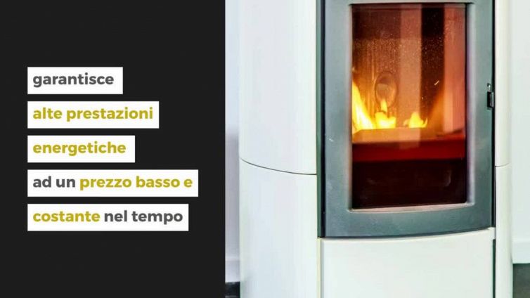 Caro bollette, stufa a pellet per riscaldare la casa, quanto si risparmia
