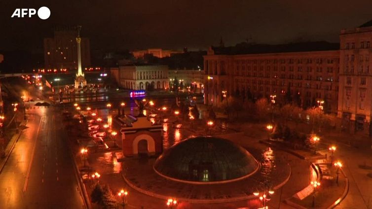 Ucraina, la notte di Kiev segnata dalle sirene di allarme