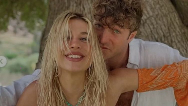 Clizia Incorvaia e Paolo Ciavarro, i primi scatti con il piccolo Gabriele