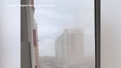 Ucraina, bombardato un edificio residenziale a Gostomel