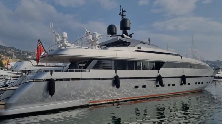 Oligarchi russi in Italia, sequestrati beni per milioni di euro
