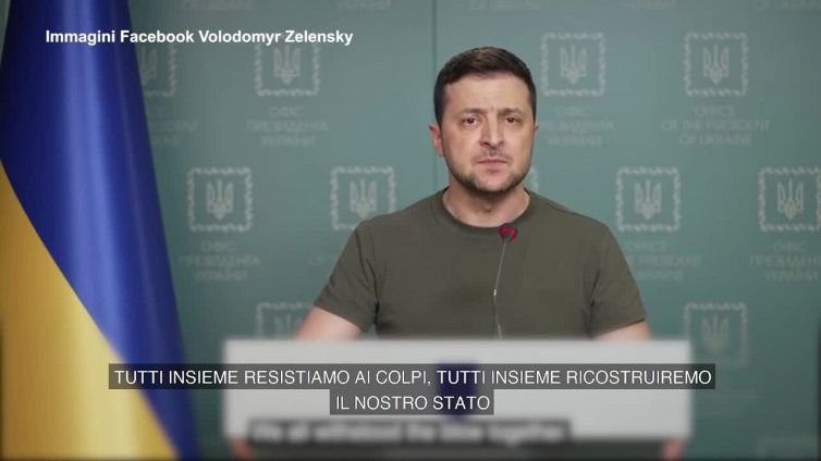 Ucraina, Zelensky alla popolazione: "Continuate a resistere, c'e' una chance"